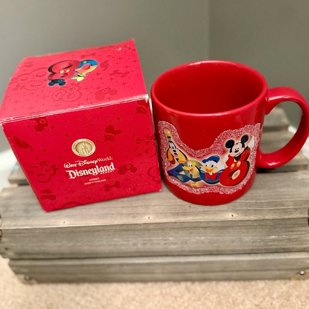 Disney World 2008 Mickey & Friends Glitter Mug 18oz Red Park Exclusive NIB